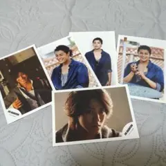 KAT-TUN 赤西仁 亀梨和也 公式写真 - メルカリ