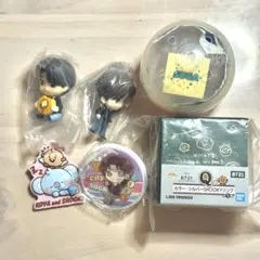 BT21 ミニフィギュアと缶バッジセット　キーリング