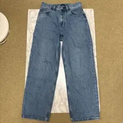UNIQLO JEANS ワイドストレートデニムパンツ　サイズ29