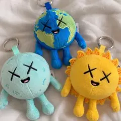 KAWS カウズ ユニバース チャーム 3点セット