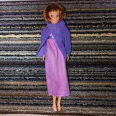 美品紫色のドレスとコート バービー人形 本体