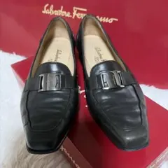 Ferragamo ヴァラ ローファー 7C 24cm 黒 シルバー金具 レザー