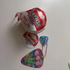 雪見だいふく クッション ＆ いちごトング マスコットのサムネイル