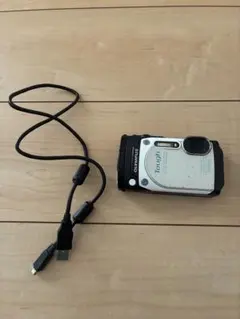 OLYMPUS Tough TG-870 防水 動作品 シリコンカバー ケーブル - メルカリ