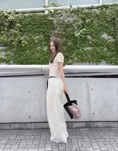 Obis& ピタッとしすぎない大人の究極とろみミニTシャツのサムネイル