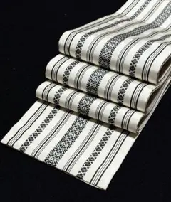 未使用品　和服帯　正絹　本場筑前博多織　献上柄　半幅帯　早い者勝ち