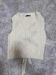 Heather ケーブル編みニットベスト　chico ローリーズファーム