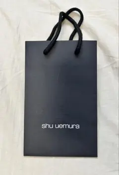 shu uemura ショッピングバッグ 黒のサムネイル
