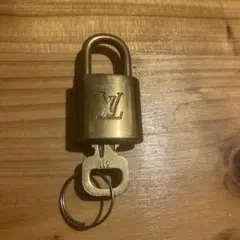 Item thumbnail for item ae367c7b-0e37-4400-a1cb-5fdd0abb3403