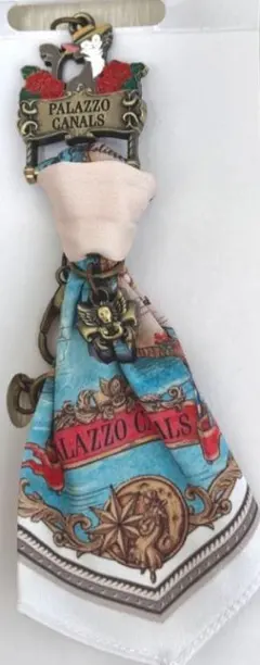 ディズニーシー ストーリービヨンド バッグチャーム パラッツォカナル