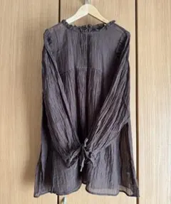 サマンサモスモス　シアーフリルブラウス