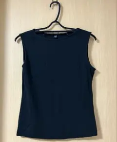 ユニクロ　ノースリーブカットソー　黒　L
