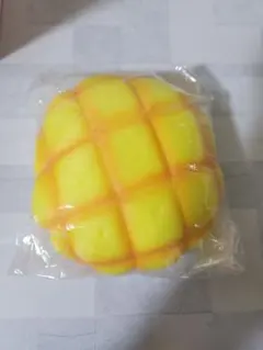 メロンパン　スクイーズのサムネイル