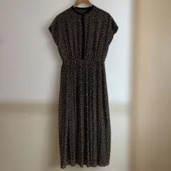 Audrey and John Wad 小花柄 ノースリーブ ワンピース Fのサムネイル