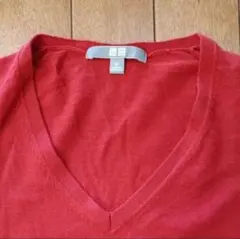 ユニクロ　レッド Vネック メリノウールセーター