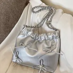 シルバー ショルダーバッグ