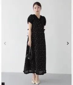 【新品タグ付き】fitmore ドットバックリボンワンピース 週末限定！fitmore ドットバックリボンワンピース - メルカリ