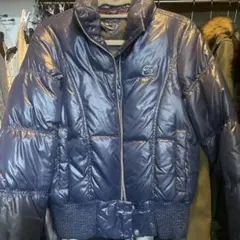 TOMMY HILFIGER ネイビー ダウンジャケット ワンポイント