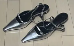 H&M メタリックシルバー パンプス 40 25.0~25.5cmのサムネイル