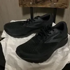 く*も様 Brooks ghost 16ブルックス　ランニングシューズ sizeのサムネイル