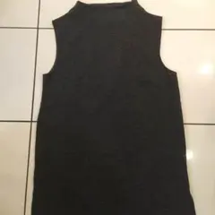 H&M  ノースリーブカットソー美品