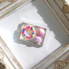ミニチュアドーナツとアイスのセット　ミニチュアスイーツ　フェイクスイーツ