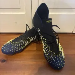 adidas プレデター サッカースパイク26センチのサムネイル