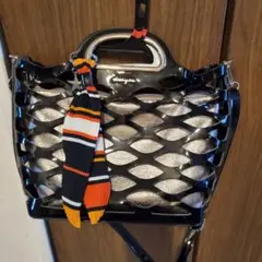 Item thumbnail for item 6abe95b4-0ed3-4510-8042-aecba97c4403