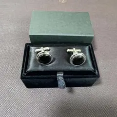 THE TREA DRESSING カフス