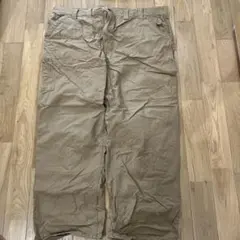 カーハート　チノパン