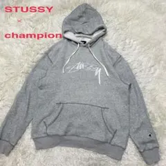 STUSSY×champion コラボ　センター刺繍ロゴ　パーカー　XLサイズのサムネイル