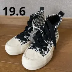 Item thumbnail for item b90ab786-14b2-494e-a0e7-27457cc193a6