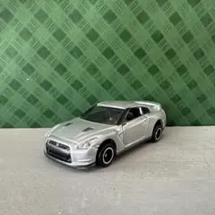 【訳あり激安品】　匿名配送　トミカ No.94 日産 GT-R」（R35型）