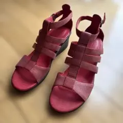 KEENサンダル　24.5センチ