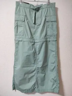 新品 Levi's リーバイス 2way 綿100% カーゴスカート W25のサムネイル
