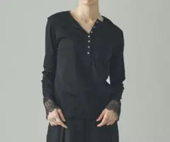 Curensology ヘンリーレースロングスリーブTシャツ ブラックのサムネイル