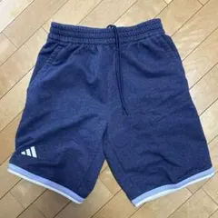 adidas テニス ショートパンツ　サイズMのサムネイル
