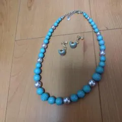 セット　ネックレスとイヤリング
