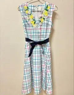 新品未着用タグ付 チェスティ レモン 刺繍 ワンピース ブラック 黒 サイズ1 新品未着用タグ付 チェスティ レモン 刺繍 ワンピース ブラック