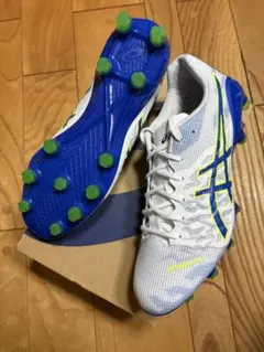 Asics サッカーシューズ スパイク ホワイト/ライム - メルカリ