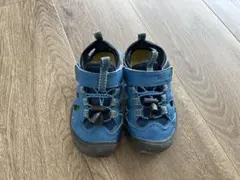 青色サンダル 調整可能なストラップ付き