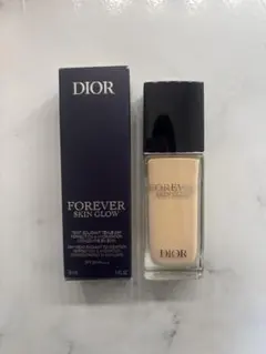 Dior スキン フォーエヴァー フルイド グロウ 0CR