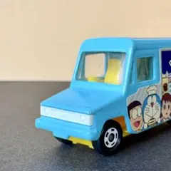 トミカ ドラえもん どら焼き販売車 いすゞ ハイパック バン