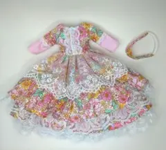 241☆　ハンドメイド　リカちゃん　ワンピース　服