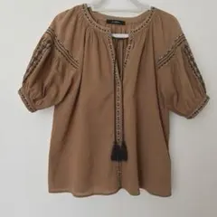 w closet 刺繍ブラウス ブラウンのサムネイル