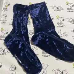 新品　高級　ISSEY MIYAKE ネイビー ベルベットソックス　④のサムネイル