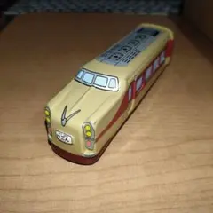 Item thumbnail for item f23753e9-b6a6-48a0-917f-ba6a3cdceafe