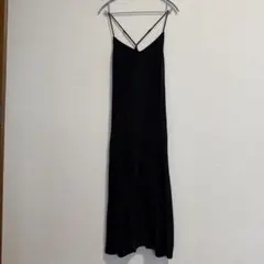 UNIQLO ブラック キャミワンピース ロング丈
