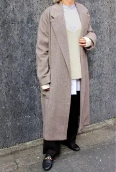 Item thumbnail for item 476b548a-2878-453f-919b-80ee6f82d924