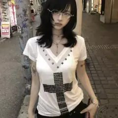 【新品】十字架 平成ギャル　d.i.a.　Tシャツ　ピチT　 スタッズ y2k